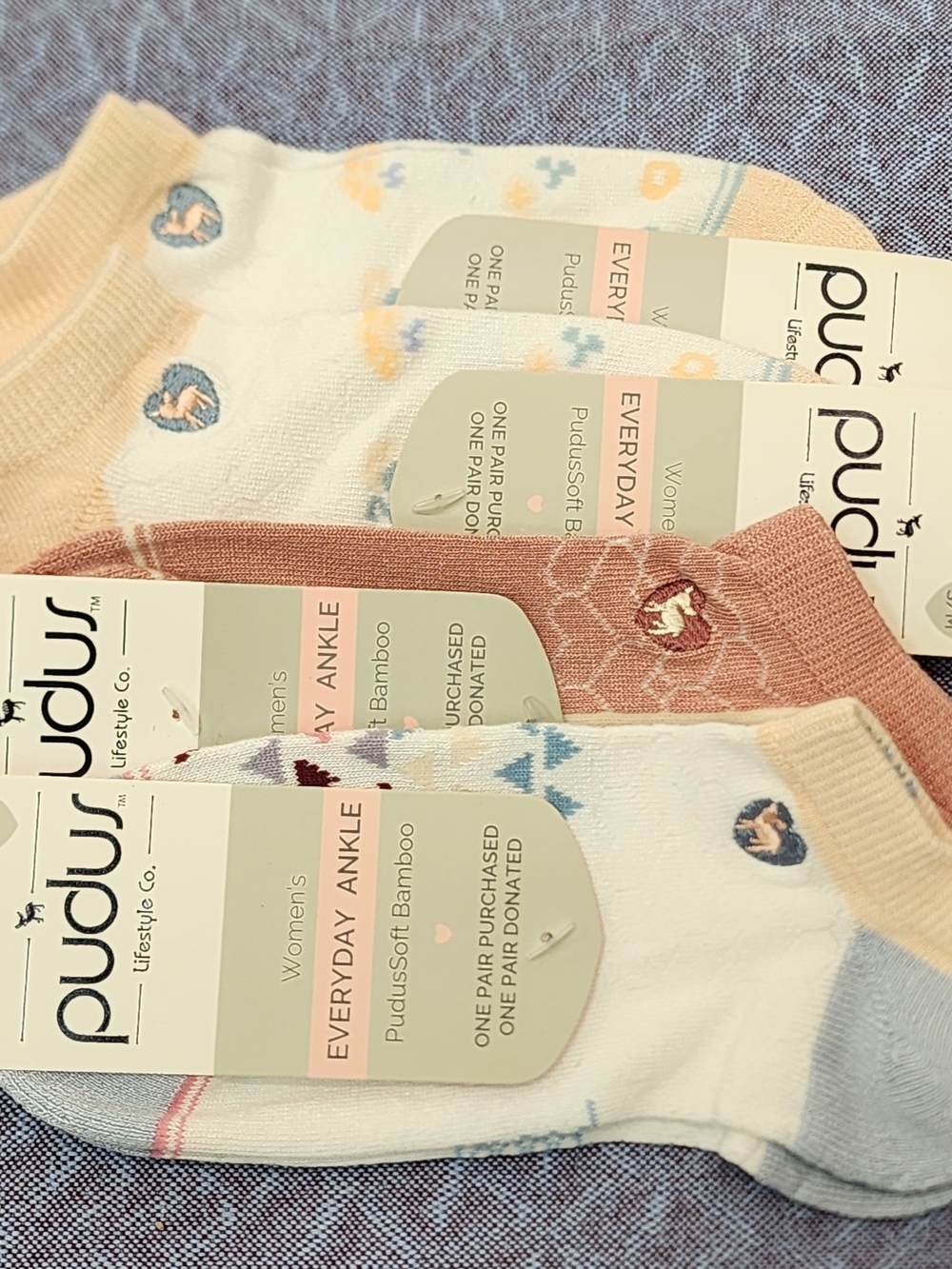 Pudus Ankle Socks • Brand New
